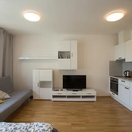 006 Angel Apartman *